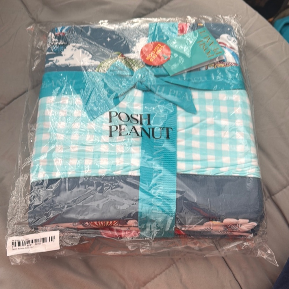 Posh Peanut Blue and White Blanket